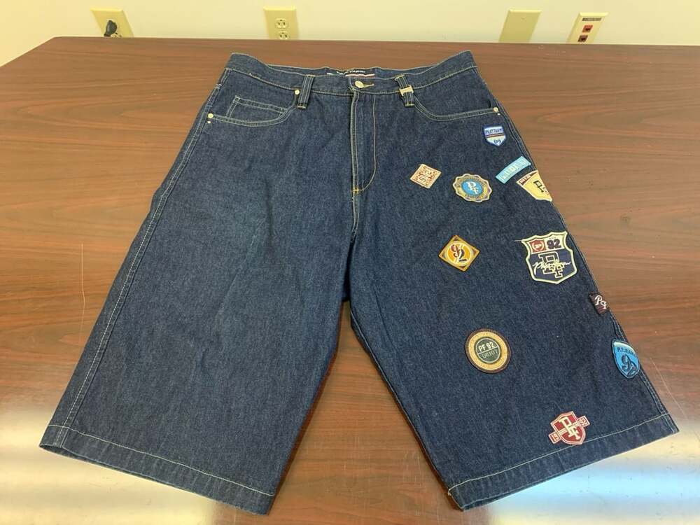 Phat Farm Vintage Y2K Dark Wash Denim Patched Shorts Size 36